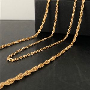 VINTAGE GOLDTONE DOUBLE CHAIN